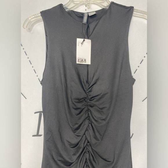 H&M Divided Black Cutout Keyhole Ruched Gathered-detail Dress - Picture 3 of 5